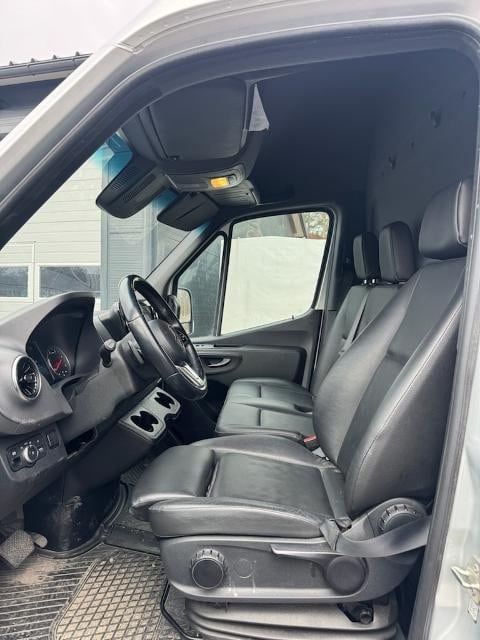 Førerplass i Mercedes Sprinter